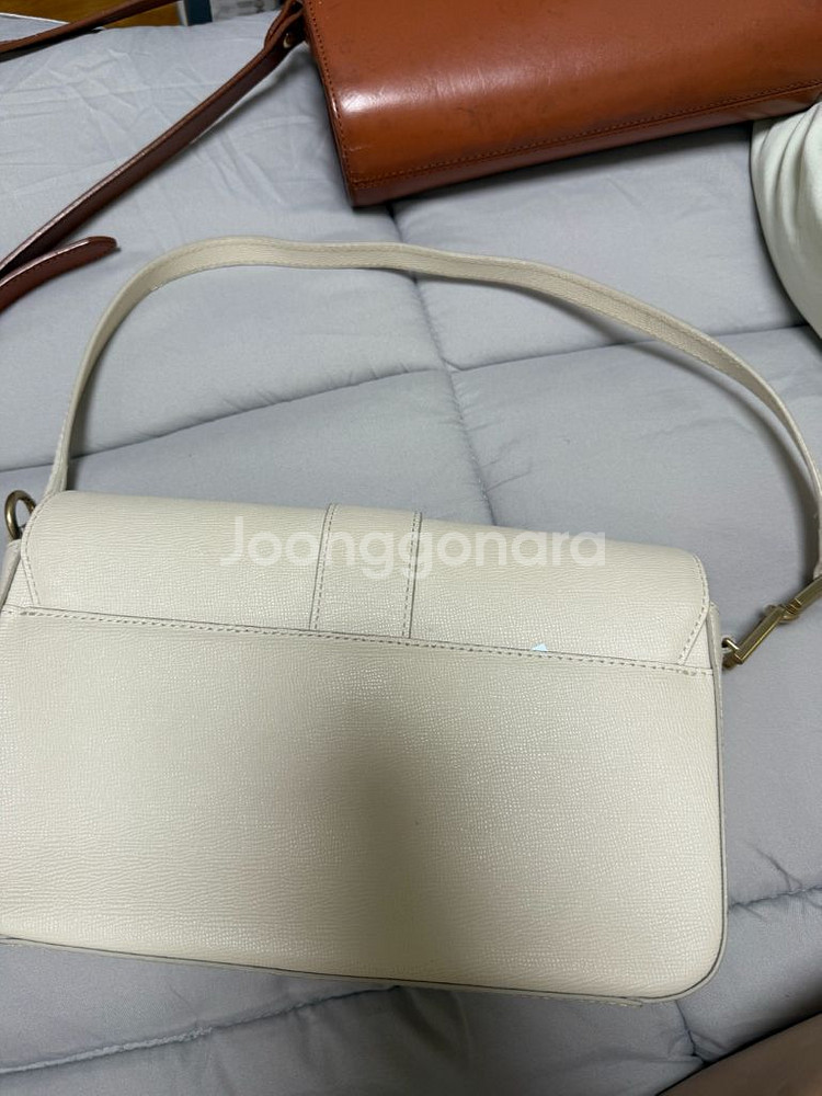 제이에스티나 아이보리 가방--4