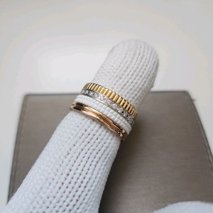 부쉐론 콰트로링 화이트에디션 다이아 라지