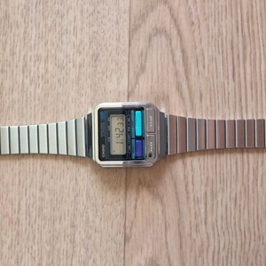 카시오 레트로 디지털시계