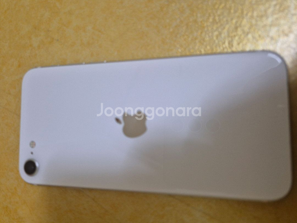 아이폰 se2 64gb(충전 케이블등 더드려요)--13