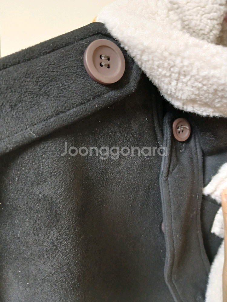 블랙 롱 무스탕 코트--6