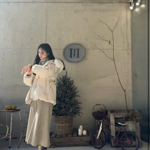 보브 vov 스웨이드 벨티드 스커트 S (22옥순 착용
