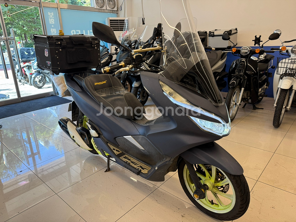 PCX125 20년식 팝니다!--2