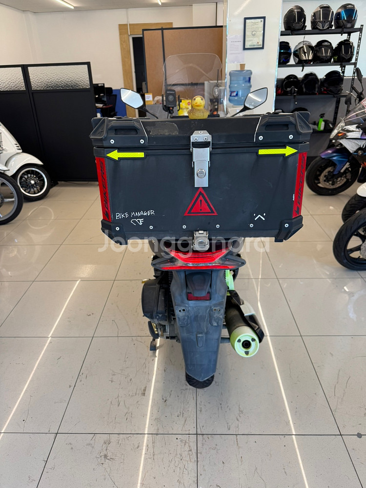 PCX125 20년식 팝니다!--4