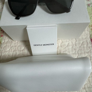 젠틀몬스터 하이저