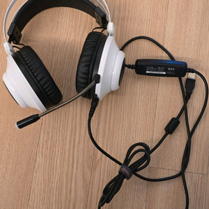 앱코 게이밍 헤드셋 화이트