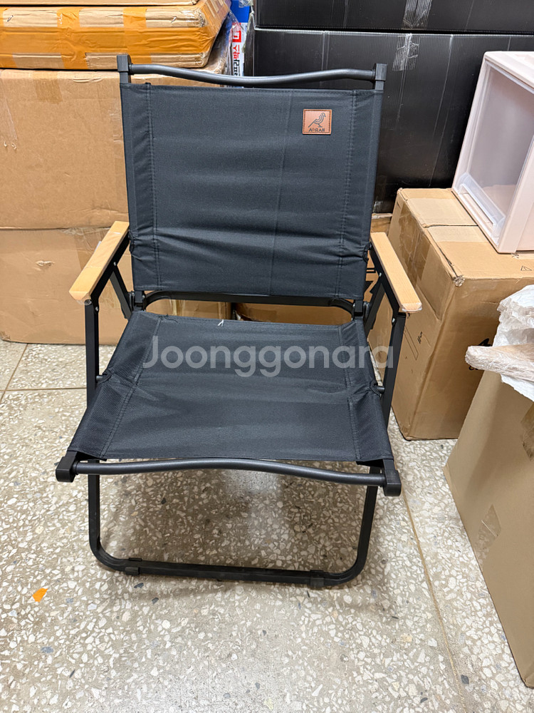아오란 접이식 캠핑 의자 블랙 새상품--0