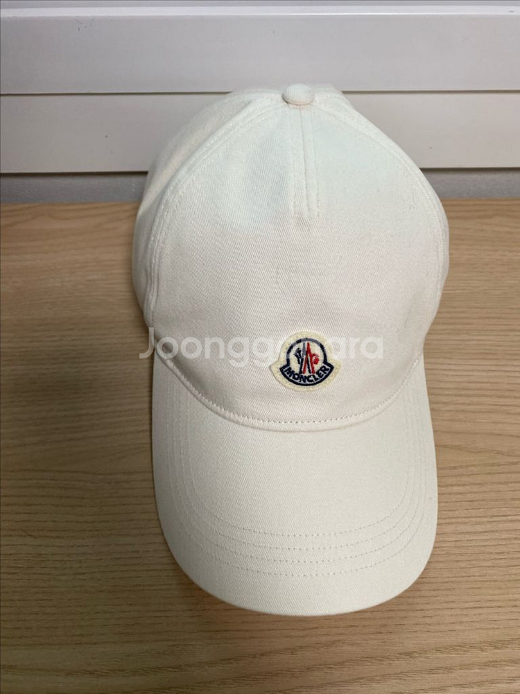 몽클레어 화이트(아이보리)볼캡 남녀공용 새제품--0