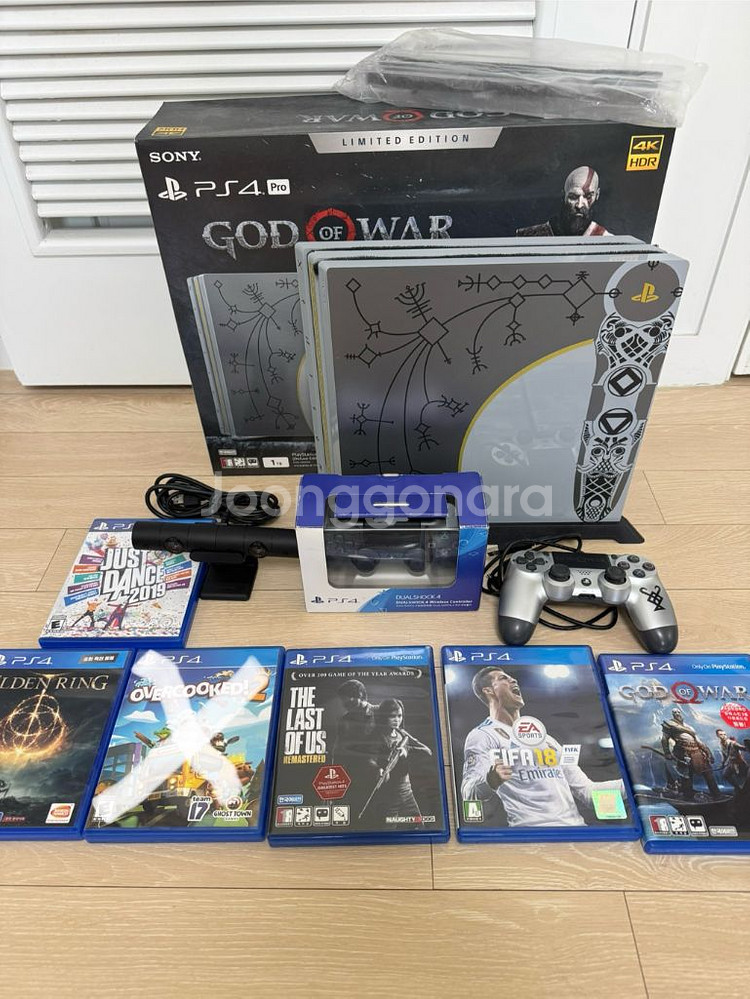 PS4 Pro 1TB 갓오브워 에디션+카메라+게임--0