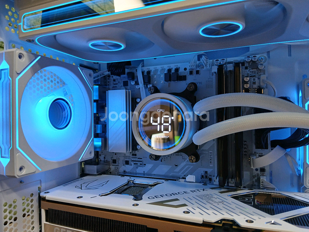 미사용 ) 9800X3D & RTX5070TI 컴퓨터--3