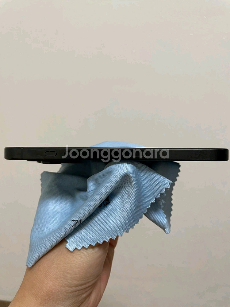 아이폰16 프로 스페이스블랙 256g 팝니다.--5