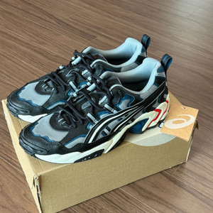 아식스 젤 난디 OG 운동화 280