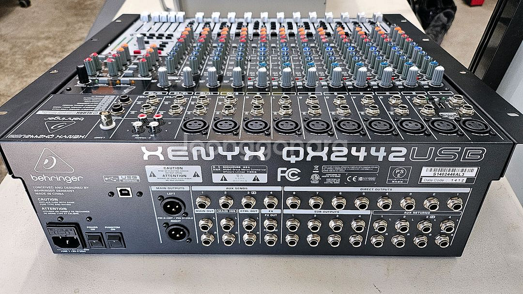 Behringer XENYX QX2442USB 믹서S급--2