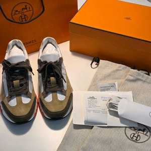 에르메스 트레일 스니커즈 41반 (1회실내착용)