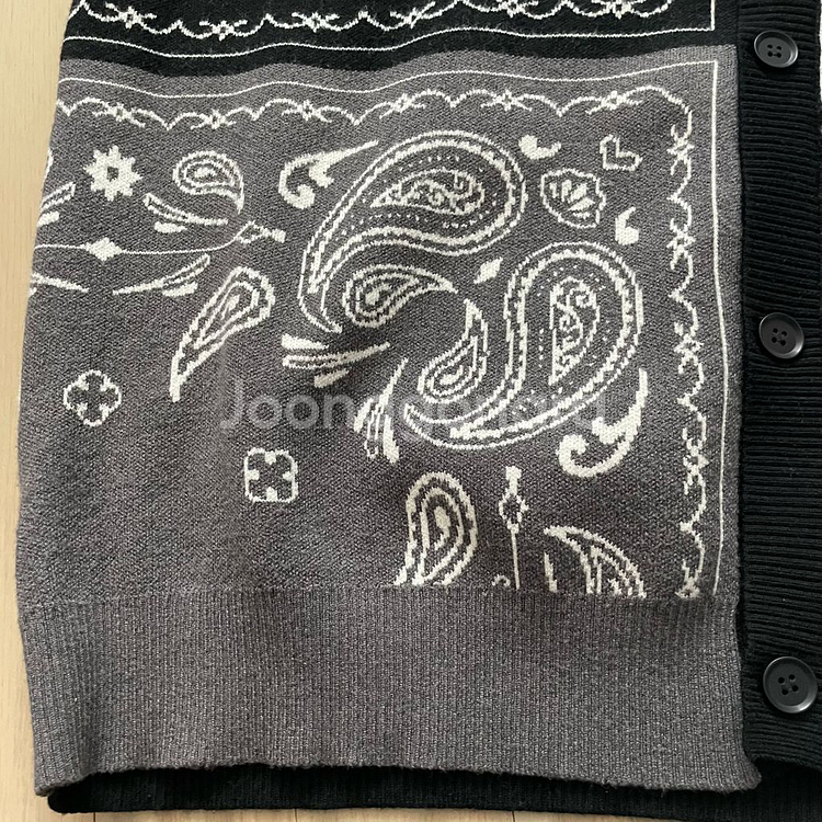 제너럴아이디어 블랙 페이즐리 가디건 Free 사이즈 G--6