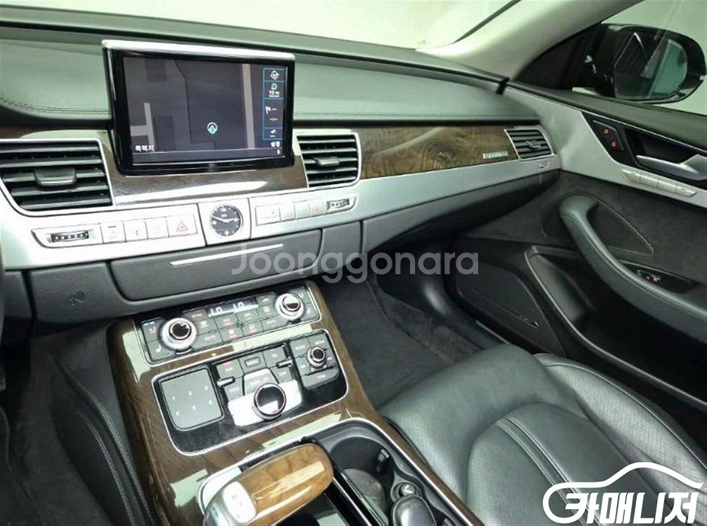 [아우디]뉴A8 60 TFSI 콰트로 LWB (5인승)--9