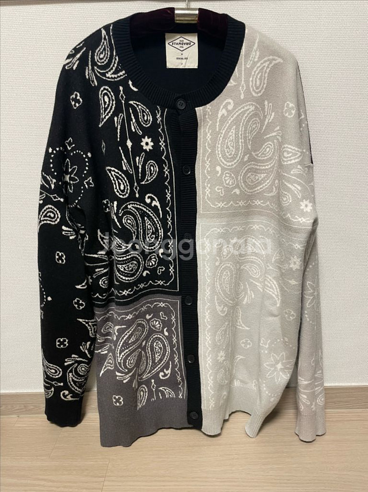 제너럴아이디어 블랙 페이즐리 가디건 Free 사이즈 G--10