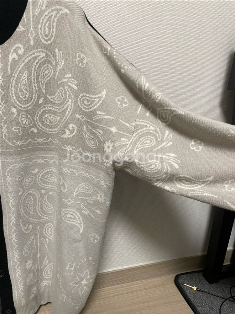 제너럴아이디어 블랙 페이즐리 가디건 Free 사이즈 G--14