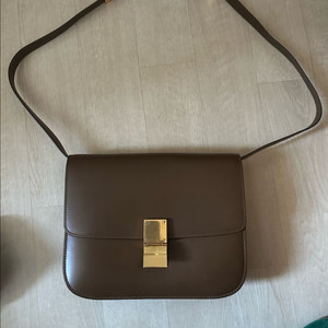 셀린느 클래식박스 미듐 카멜