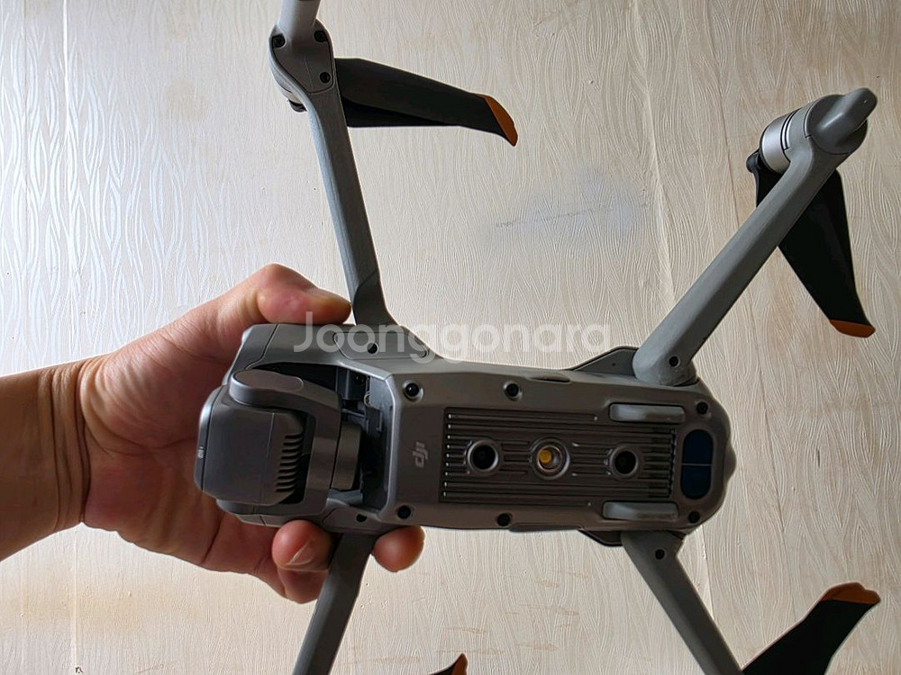 DJI 에어2S 플라이 모어 콤보--2