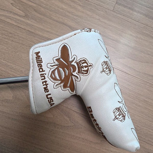 베티니르디 퀸비 #11 33인치 퍼터 팝니다.