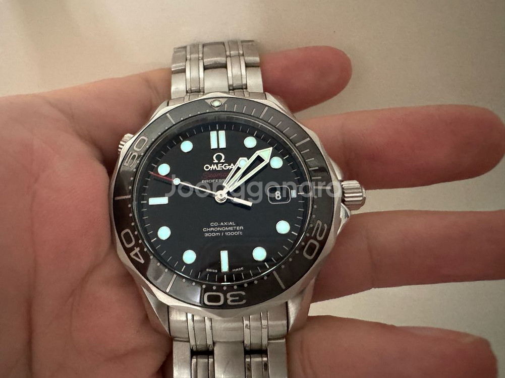 오메가 씨마스터 300 오토매틱 검판 41mm--0