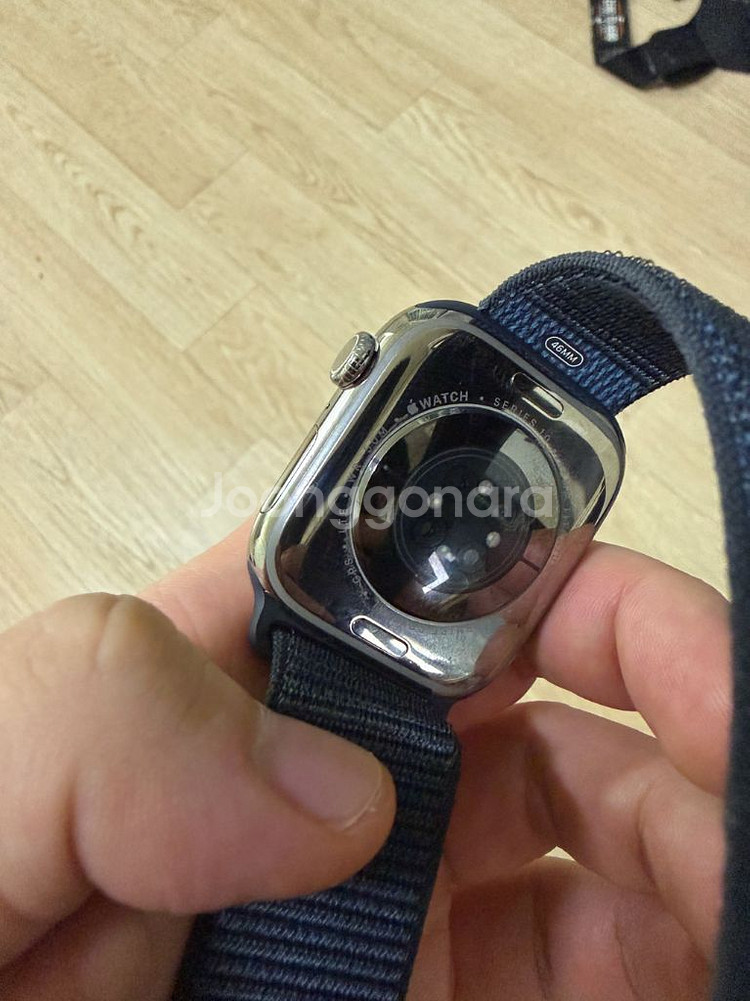 애플워치10 내추럴 티타늄 셀룰러 46mm 거의 새상품--5