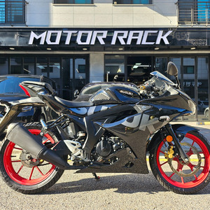 스즈키 GSX-R125 21년 1만km 깔끔한 검빨차량