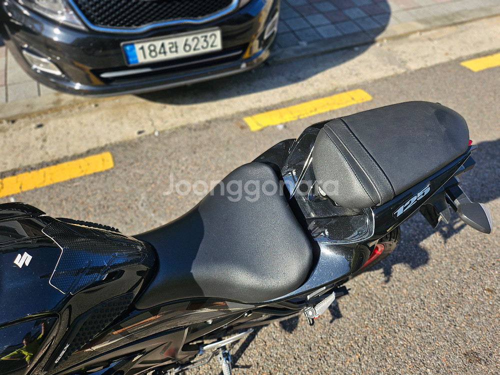 스즈키 GSX-R125 21년 1만km 깔끔한 검빨차량--8
