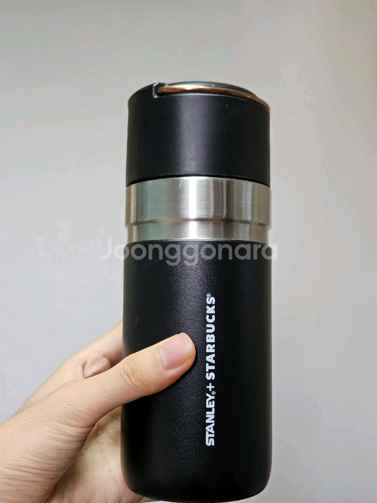 스타벅스 SS 블랙 앤 골드 스탠리 보온병 500ml--0