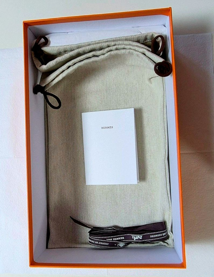 에르메스 듀크 남성로퍼 250~255사이즈팝니다.--7