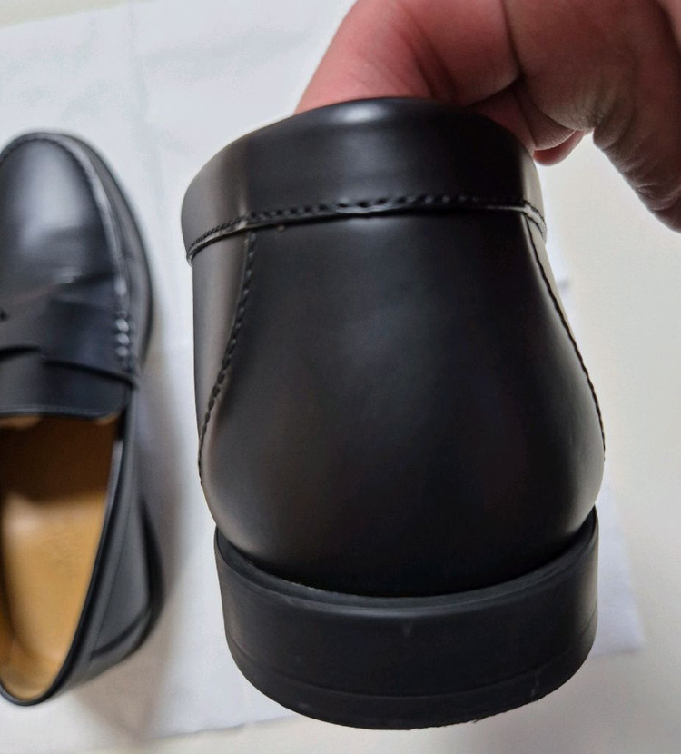 에르메스 듀크 남성로퍼 250~255사이즈팝니다.--5