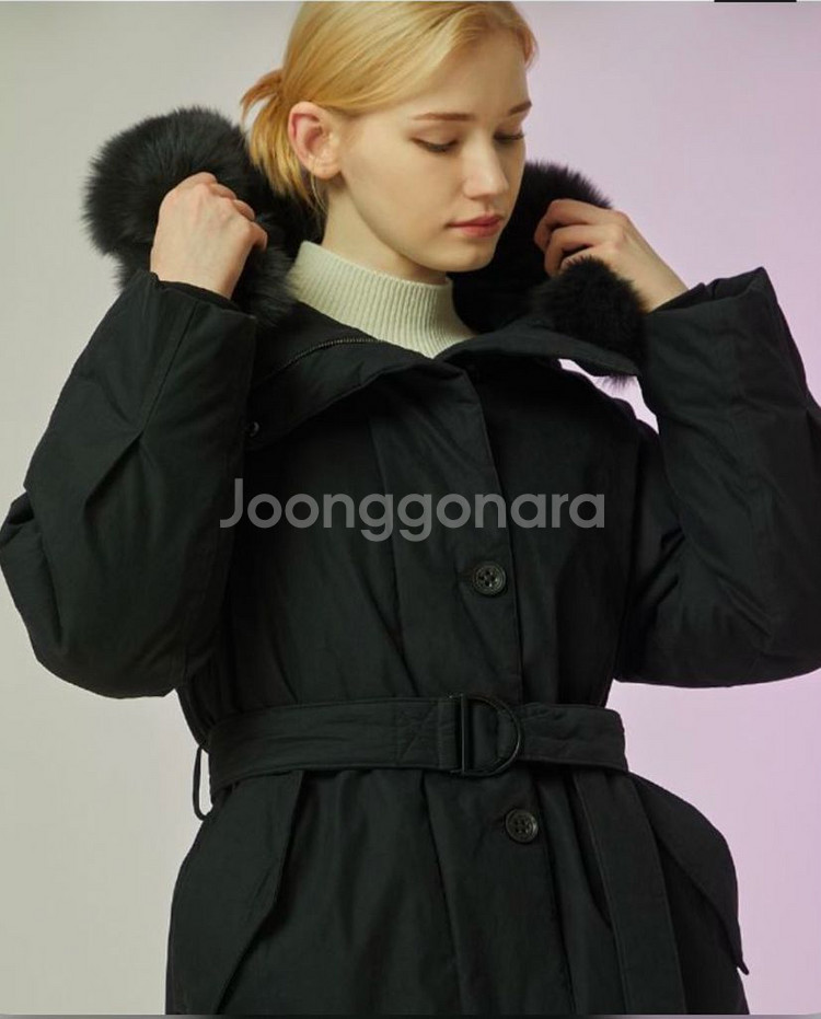 씨씨콜렉트 폭스퍼후드구스롱패딩 C234PSG824--1