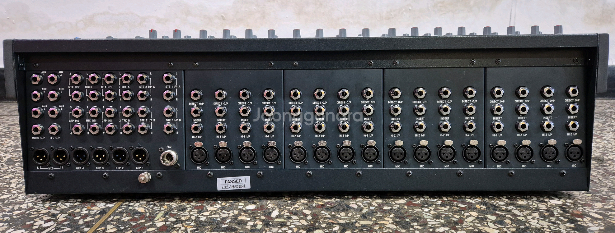 사운드크래프트 SoundCraft K1 16채널 팝니다--2