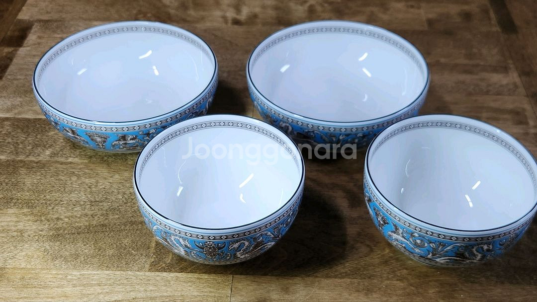 웨지우드 플로렌틴터콰즈 공기대접--2