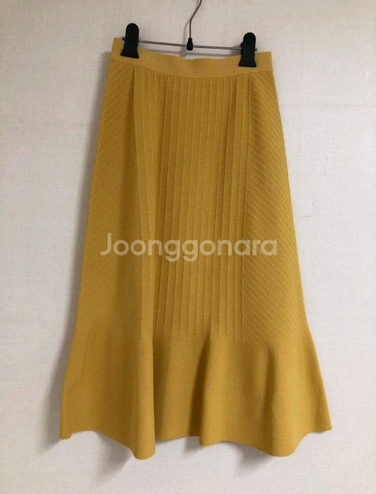 [미착용] 한섬 SJSJ 니트스커트 F--3