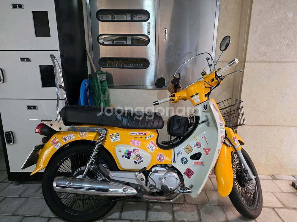 21년식 혼다 슈퍼커브110 판매합니다--2