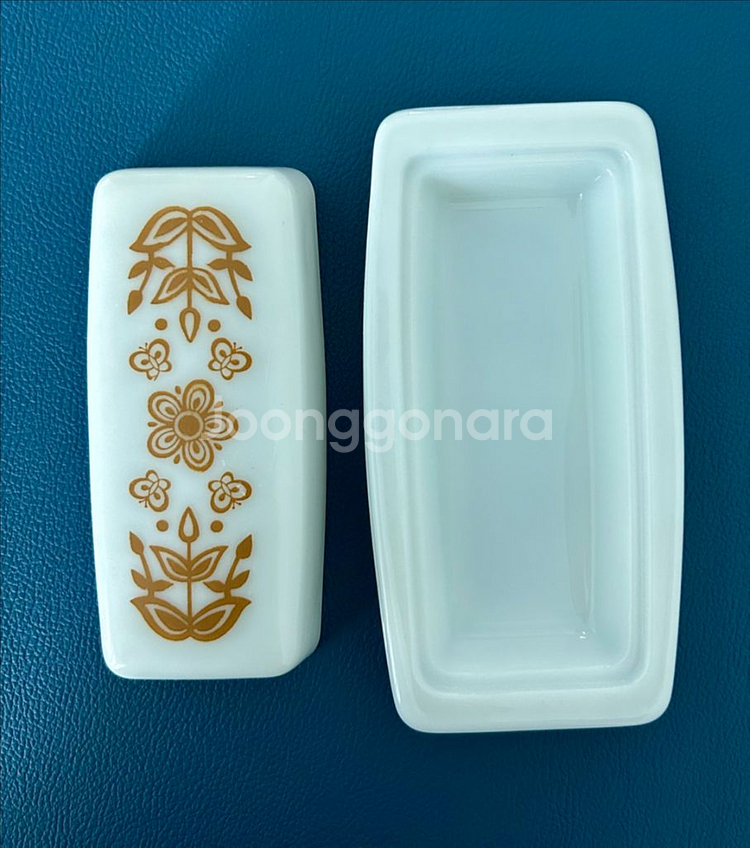 빈티지 파이렉스 버터플라이 골드 패턴 버터디쉬--2