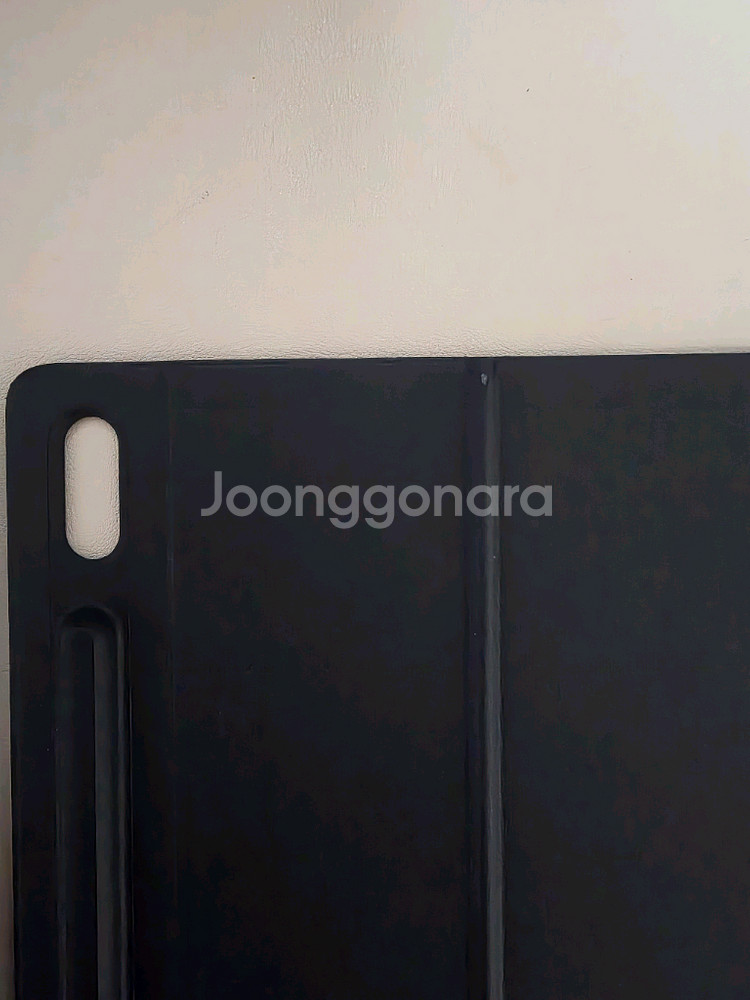 갤럭시탭s8 + 키보드 북커버 판매합니다.--1