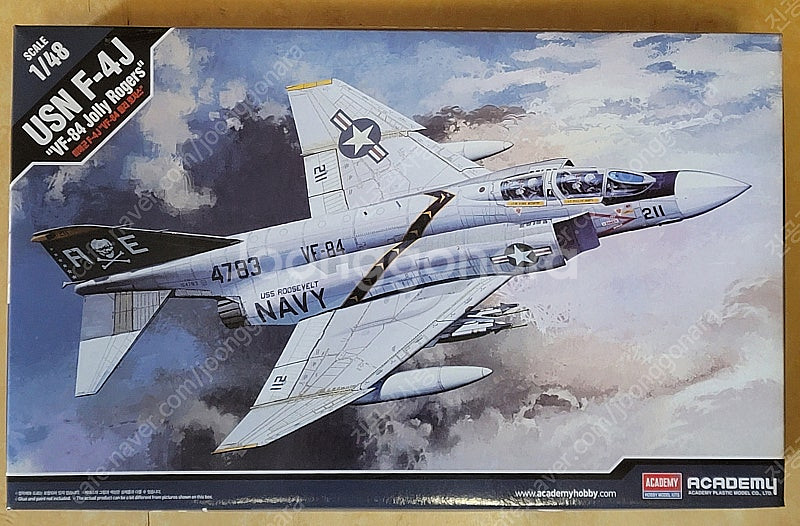 1/48 USN F-4JVF-84 졸리로저스--0