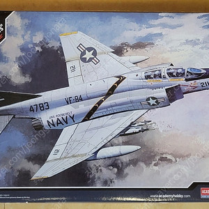1/48 USN F-4JVF-84 졸리로저스