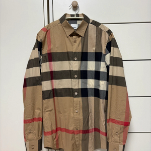 버버리 24FW 남성체크셔츠 S
