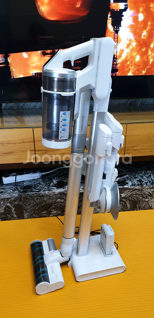 삼성 비스포크 제트 무선청소기+청정스테이션--1
