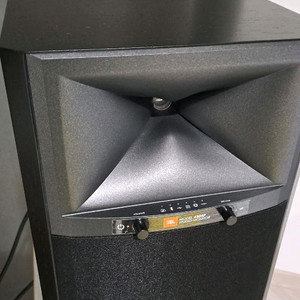 jbl 4305p 블랙 액티브스피커 s급
