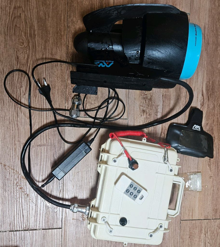 아쿠아마리나 수중 모터 이미지