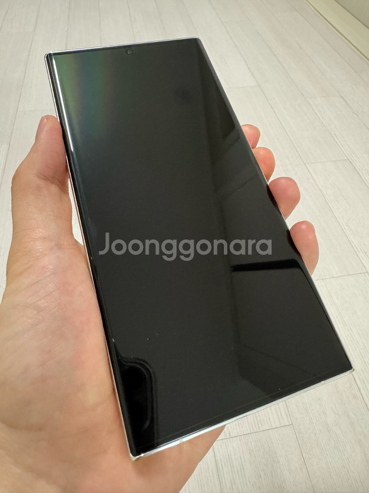 갤럭시S23 울트라 512GB 크림 판매합니다.--1