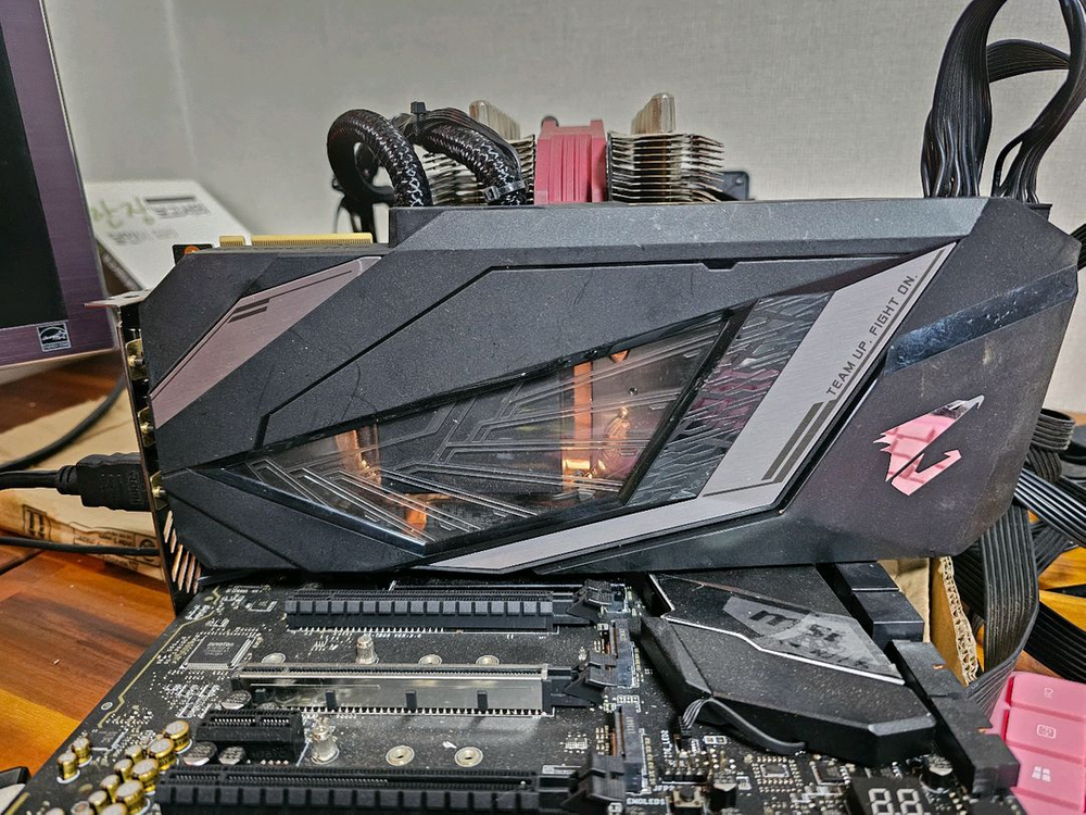 어로스 익스트림 2080ti 수냉--1