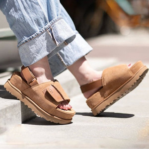 (새상품) 어그 골든스타 하이 슬링백 샌들