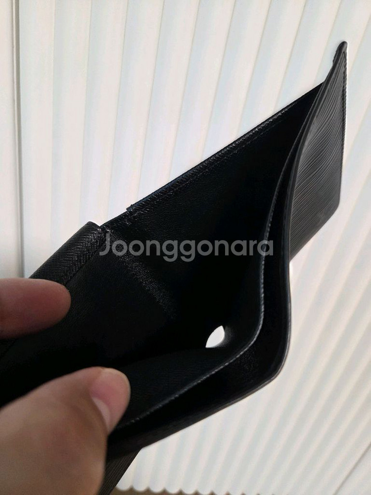 정품 루이비통 에삐 반지갑(상태좋음)--8