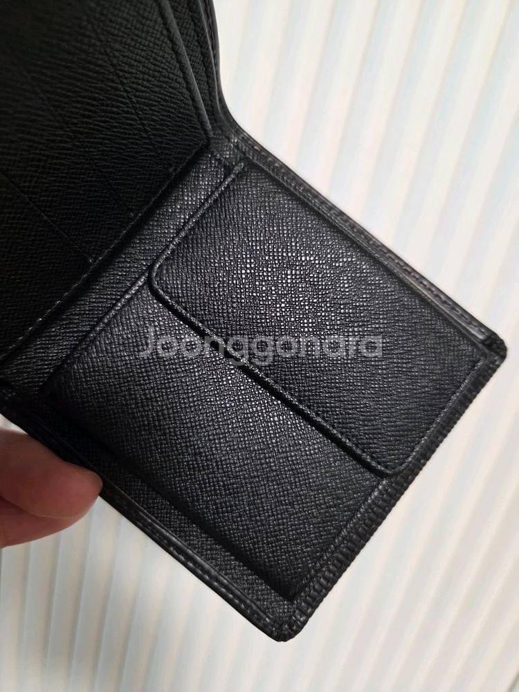 정품 루이비통 에삐 반지갑(상태좋음)--7